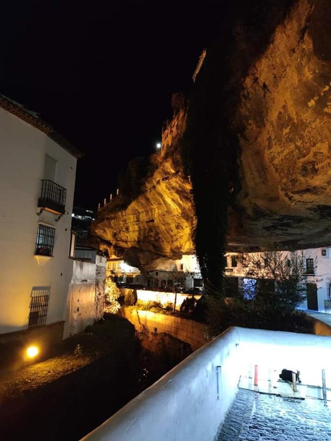 Appartamento La Casa Del Rio Setenil De Las Bodegas Esterno foto