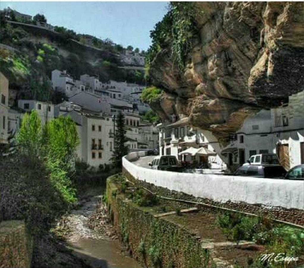 Appartamento La Casa Del Rio Setenil De Las Bodegas Esterno foto